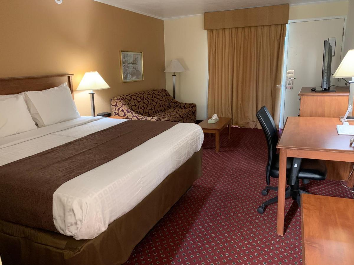 Red Carpet Inn & Suites Ebensburg Eksteriør bilde