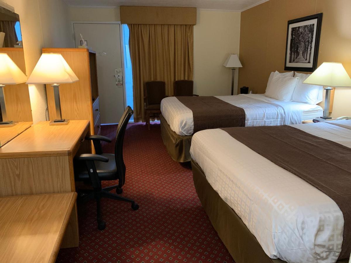 Red Carpet Inn & Suites Ebensburg Eksteriør bilde