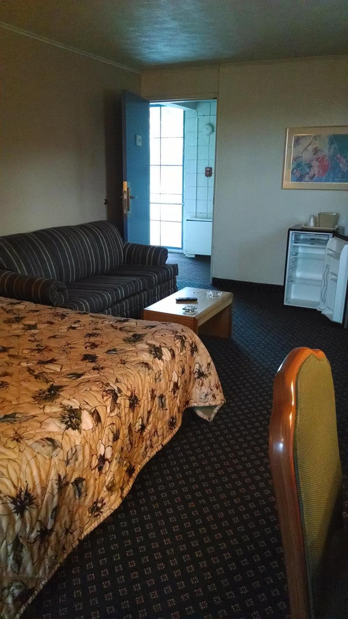 Red Carpet Inn & Suites Ebensburg Rom bilde