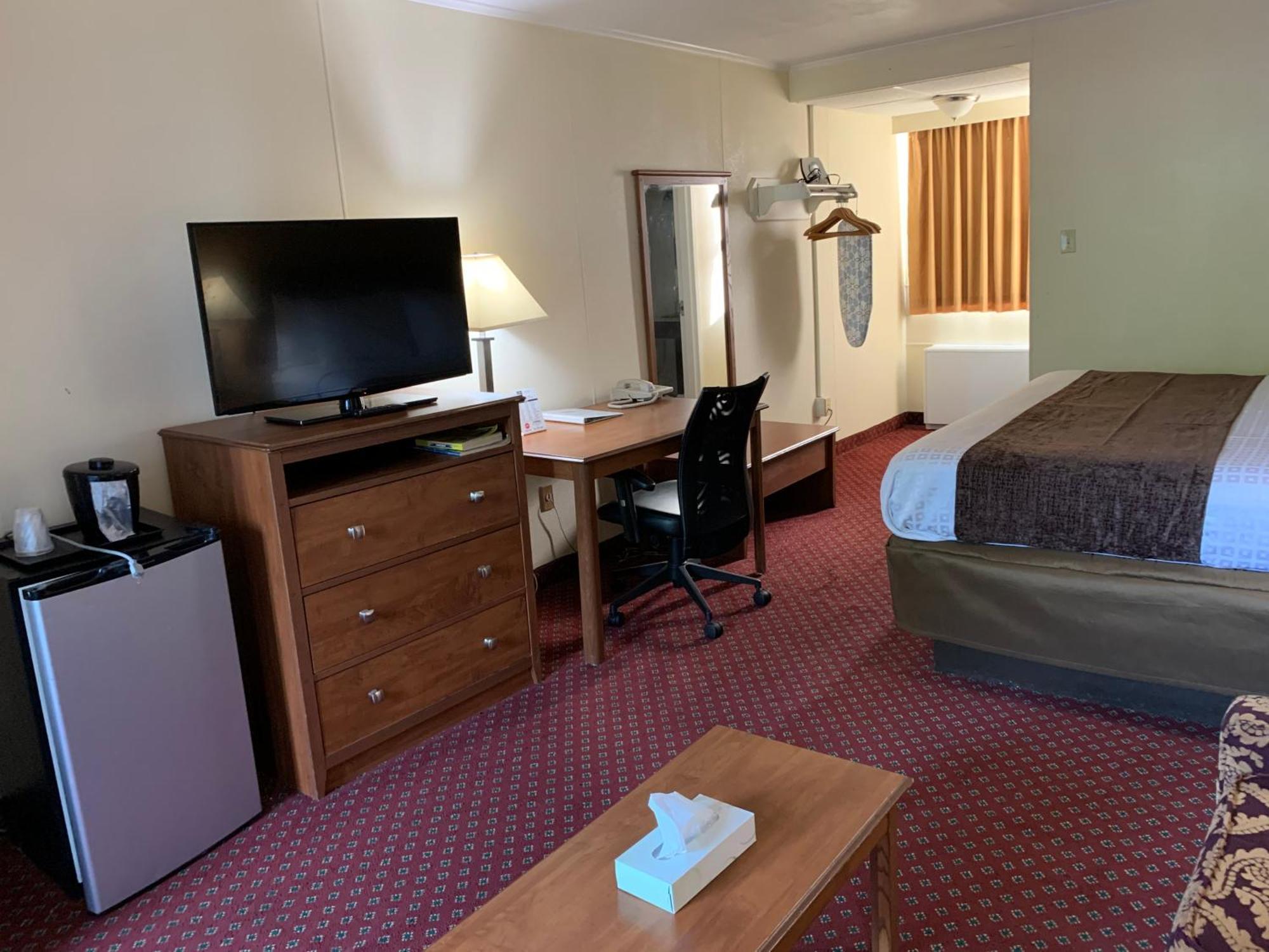 Red Carpet Inn & Suites Ebensburg Rom bilde